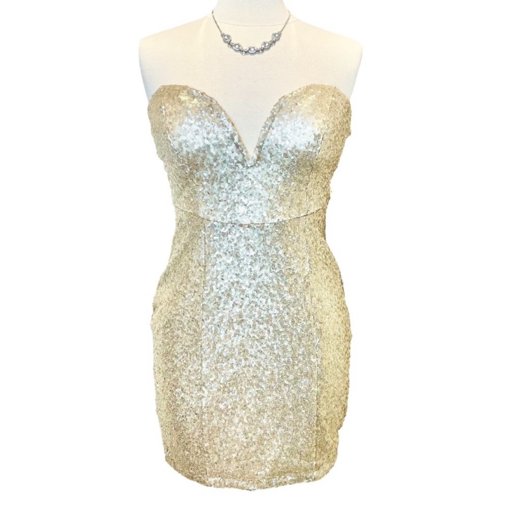TOBI Klara Gold Sequins Strapless Deep V Bodycon Mini Dress Party Medium Sparkly